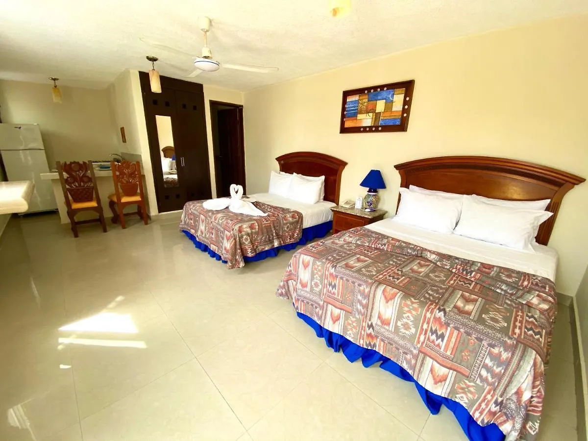 Hotel El Campanario Playa del Carmen 3*,  México